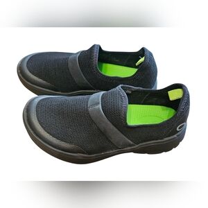 OOFOS Black and Green Athletic Shoes
